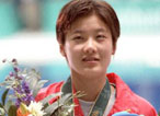 1996年7月27日和7月31日，伏明霞在第26届亚特兰大奥运会上分别夺得女子10米跳台和3米跳板两枚金牌。
