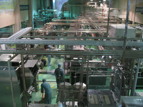 完达山乳业董事长:每个员工都是产品质量监督