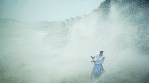 台风苏迪罗致浙江14人遇难